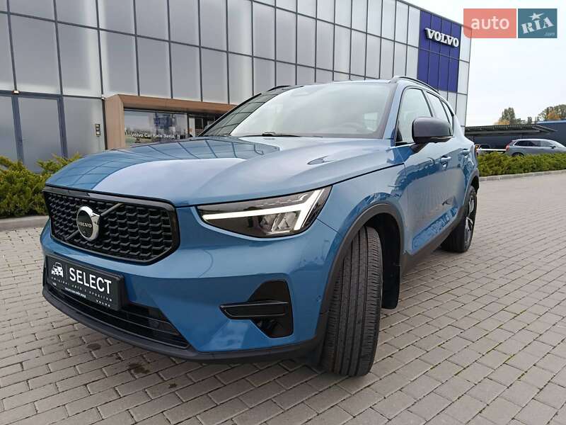 2022 volvo xc40