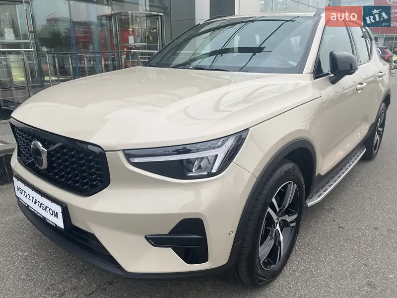 2024 volvo xc40