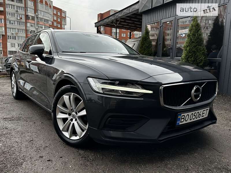 2019 volvo v60