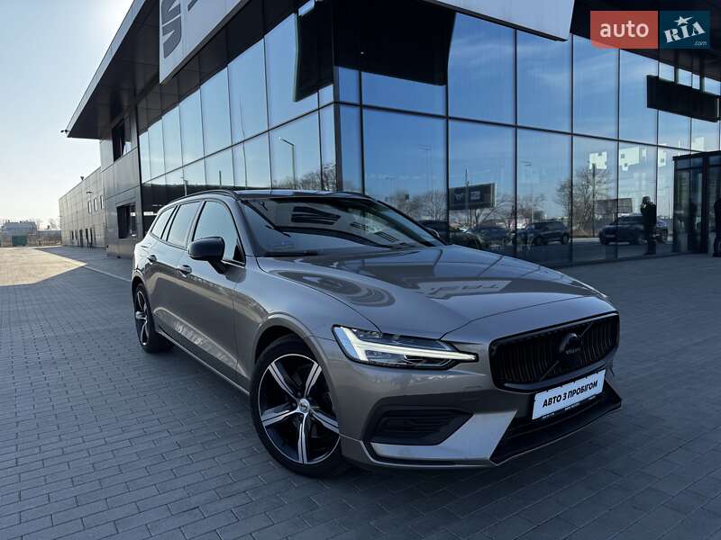 2021 volvo v60