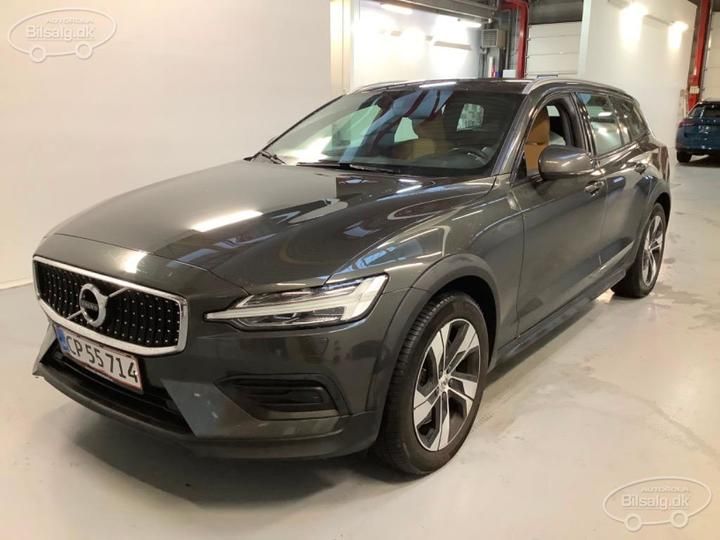 2020 volvo v60