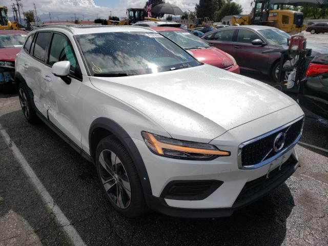 2020 volvo v60 cross