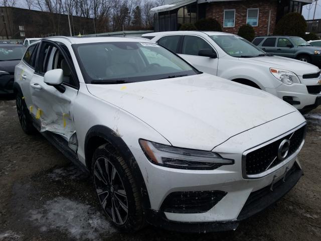 2020 volvo v60 cross