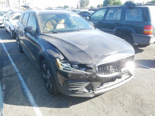 2020 volvo v60 cross