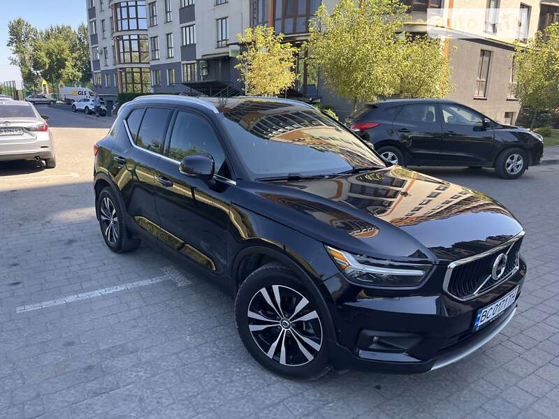 2020 volvo xc40