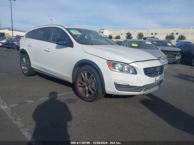 2017 volvo v60cc