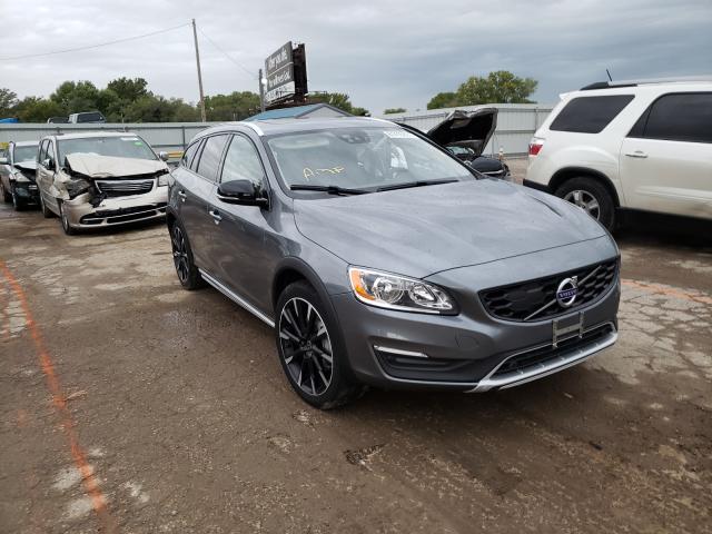 2017 volvo v60 cross