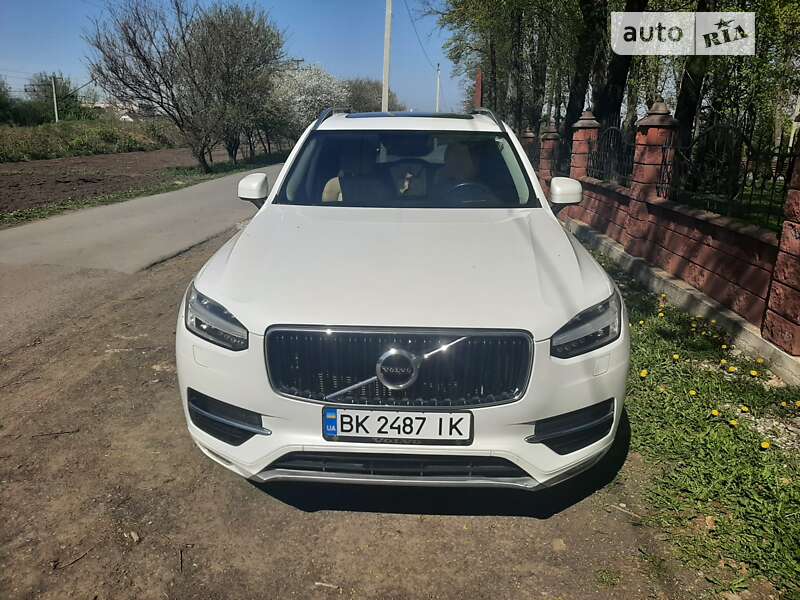 2016 volvo xc90