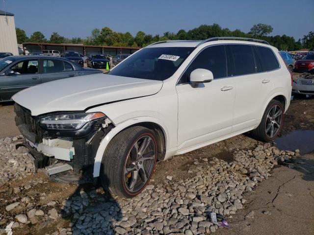 2016 VOLVO XC90