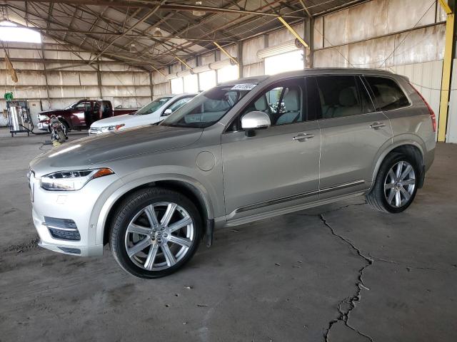 2017 VOLVO XC90