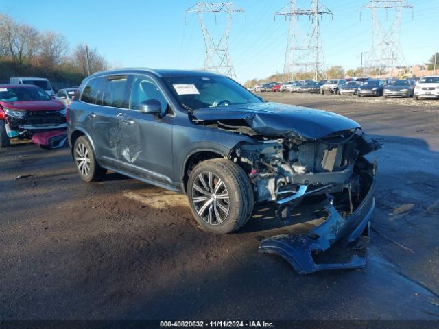 2022 VOLVO XC90