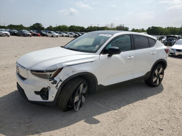 2022 volvo c40