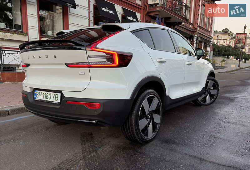 2022 volvo c40 recharge