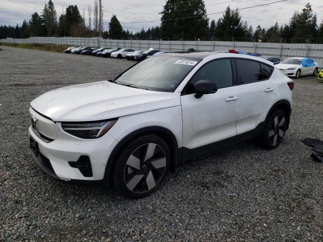 2022 volvo c40