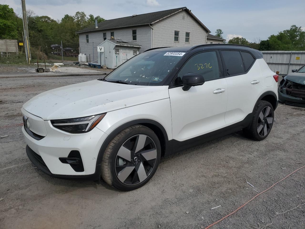 2023 volvo xc40