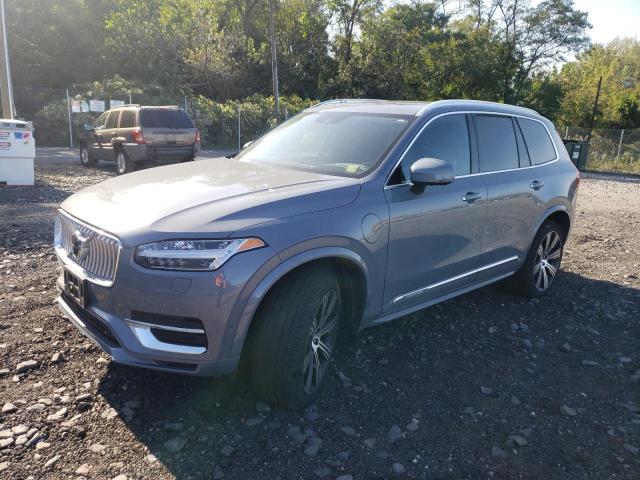 2022 volvo xc90 t8 re