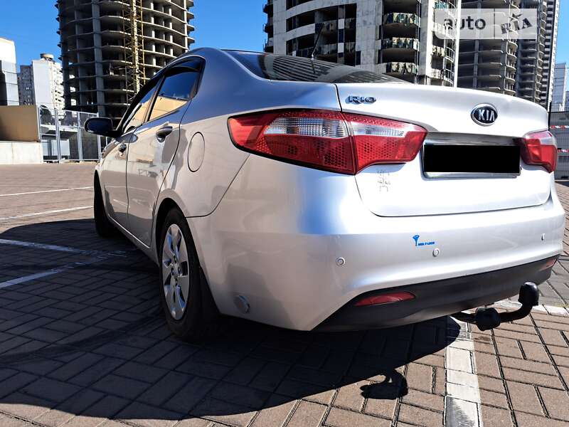 2011 kia rio