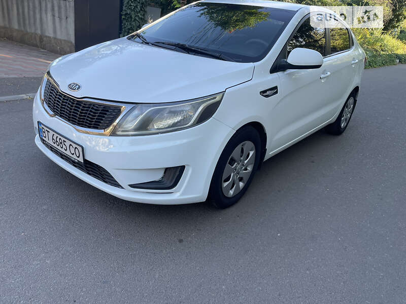 2012 kia rio