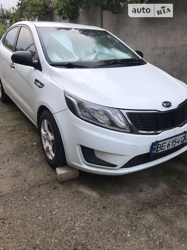 2012 kia rio