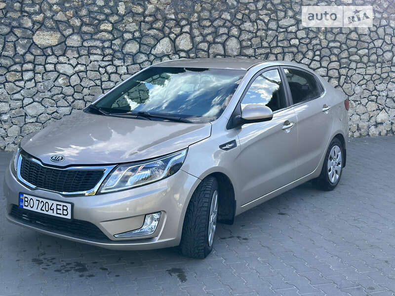 2012 kia rio