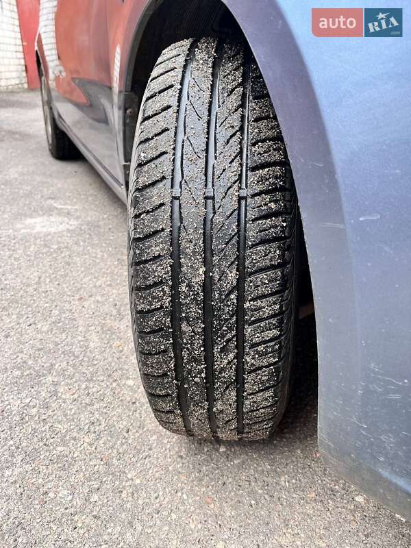 2012 kia rio