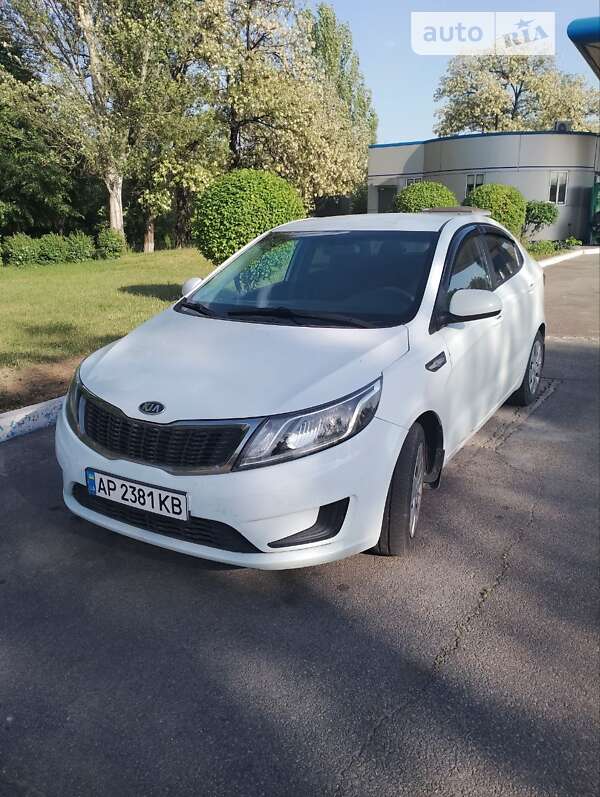 2012 kia rio