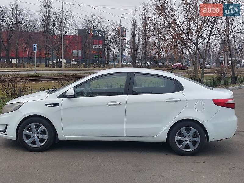 2013 kia rio