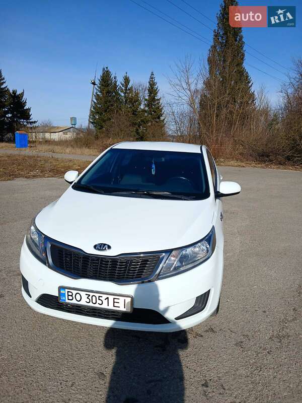 2013 kia rio