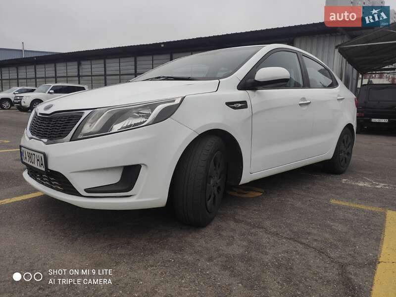 2014 kia rio