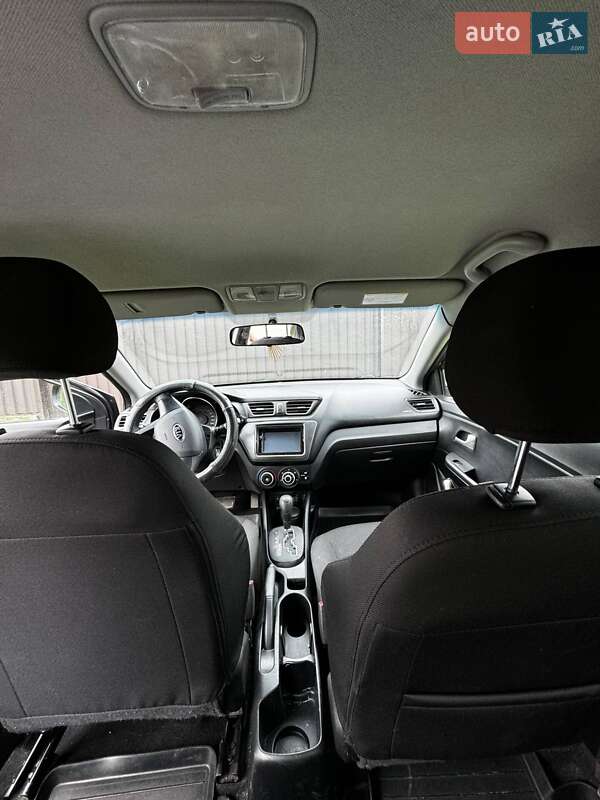 2012 kia rio