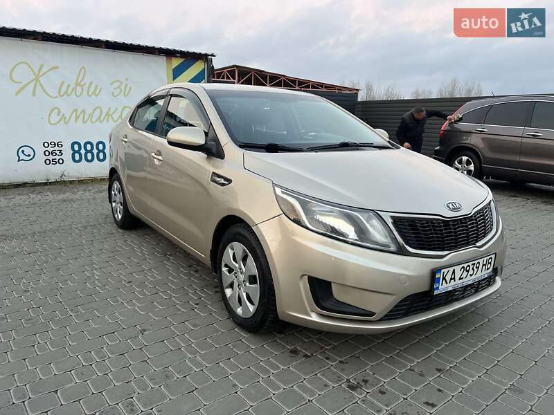 2012 kia rio