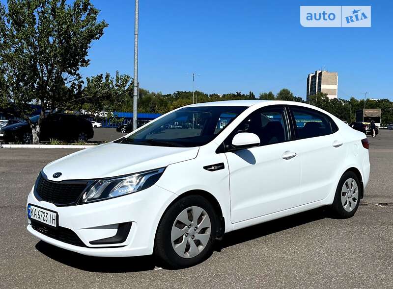 2012 kia rio