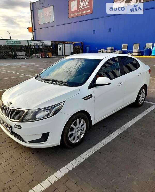 2012 kia rio