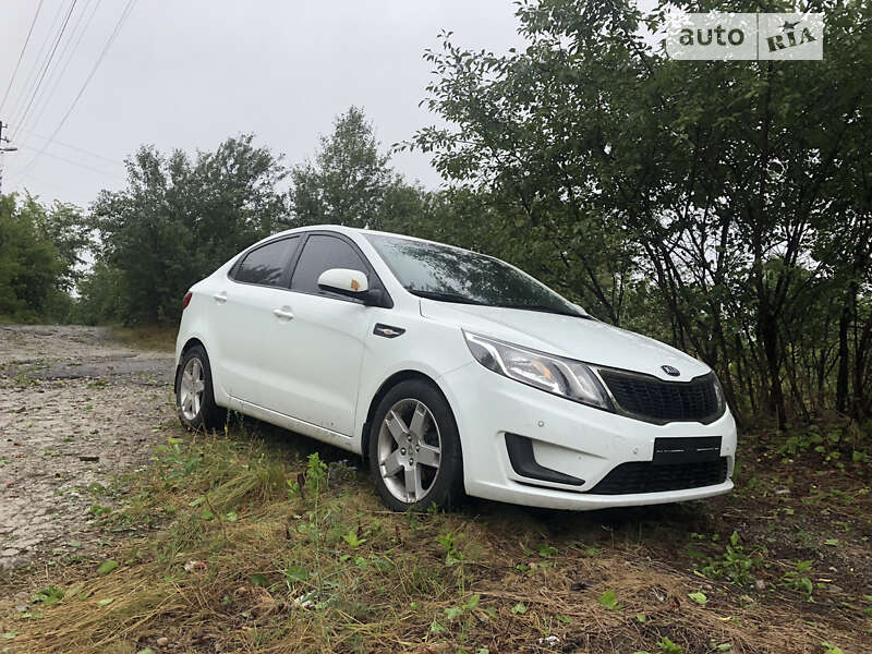2013 kia rio