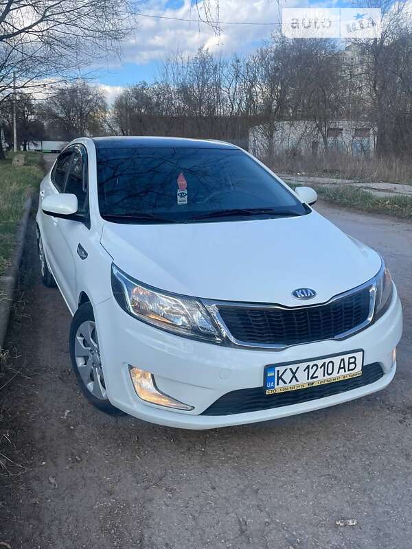 2013 kia rio