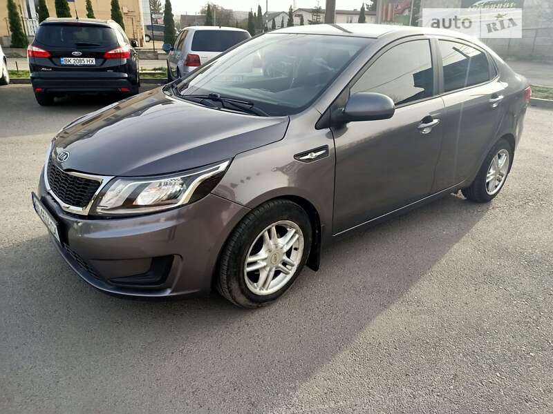 2014 kia rio