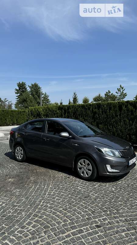 2012 kia rio