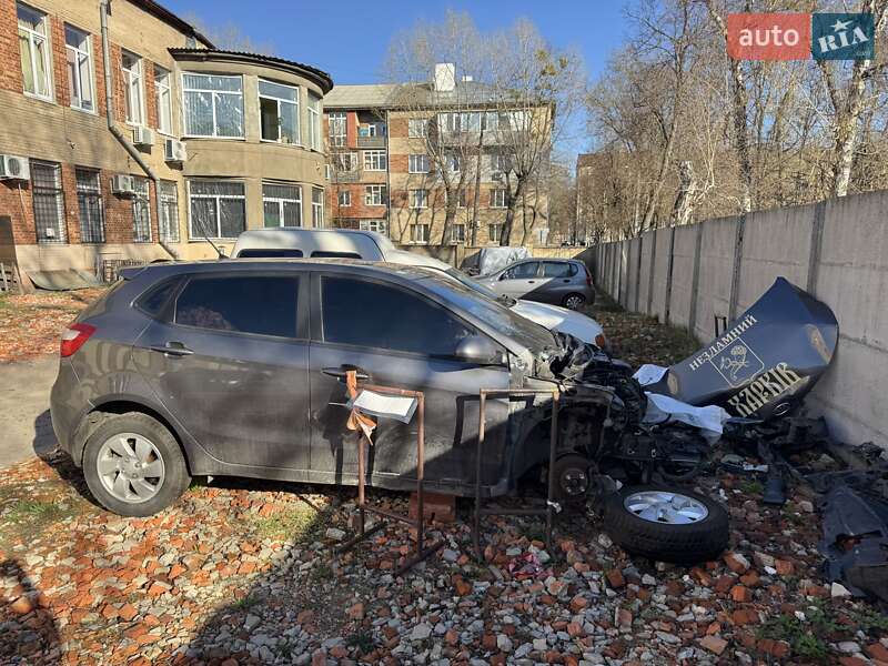2012 kia rio