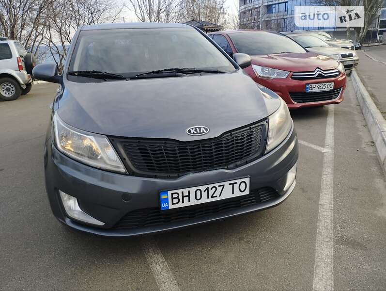 2012 kia rio