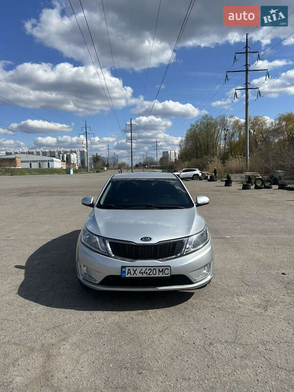 2012 kia rio