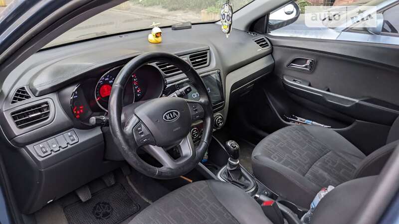 2012 kia rio