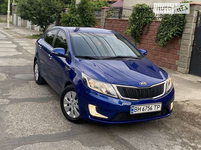 2012 kia rio