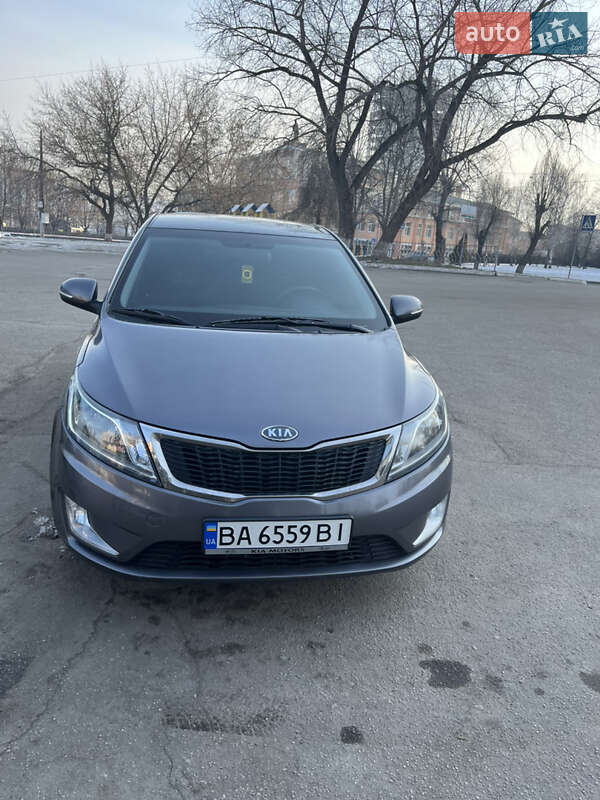 2012 kia rio