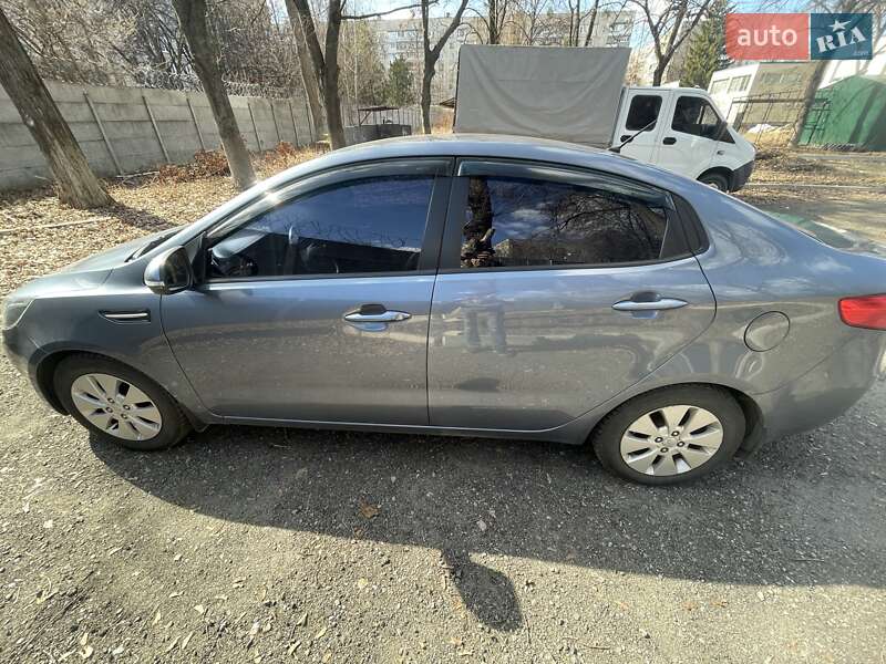 2013 kia rio