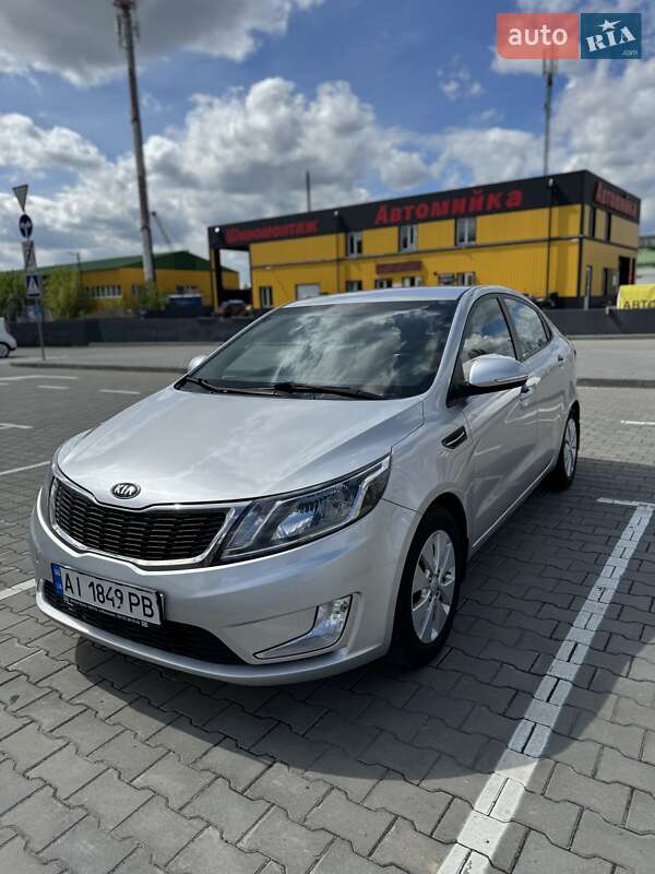 2014 kia rio
