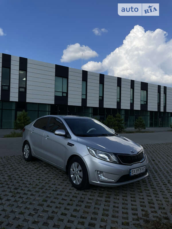 2012 kia rio