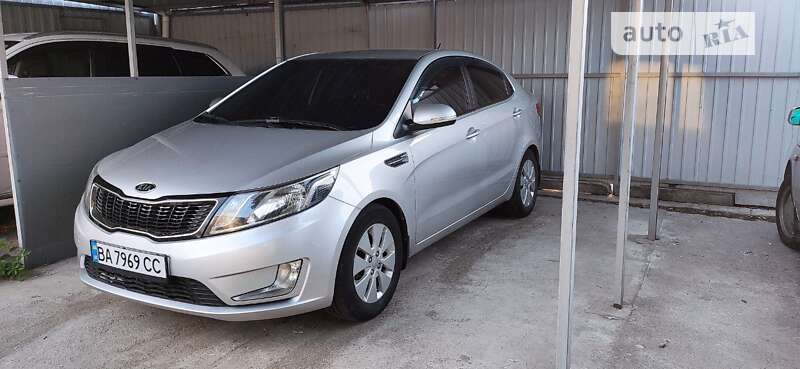2012 kia rio