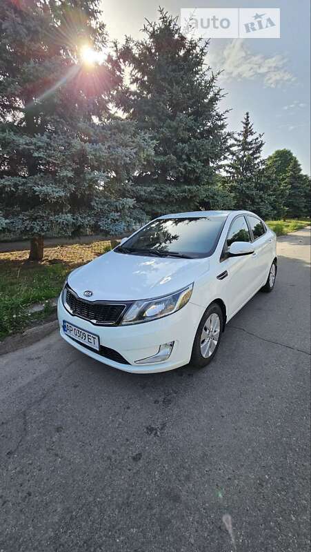 2012 kia rio