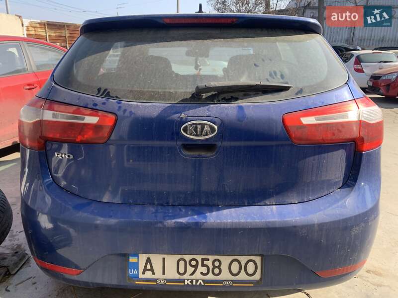 2012 kia rio