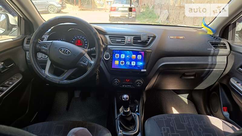 2012 kia rio